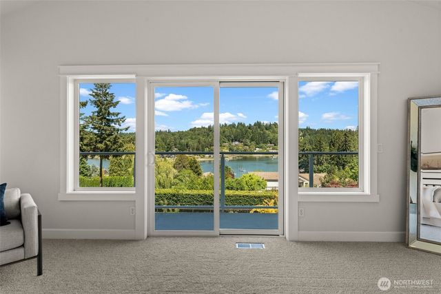 5518 35th Street NW, Gig Harbor, WA 98335