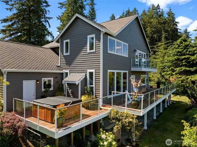 5518 35th Street NW, Gig Harbor, WA 98335