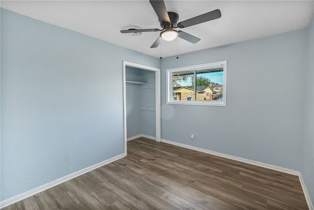 1061 Meadowbrook Dr, Corpus Christi, TX 78412
