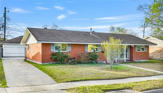1061 Meadowbrook Dr, Corpus Christi, TX 78412