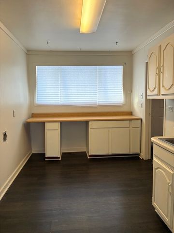 1554 Burnham Avenue, Calumet City, IL 60409