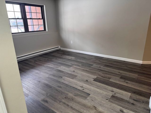 12 E Side Dr Apt 402, Concord, NH 03301