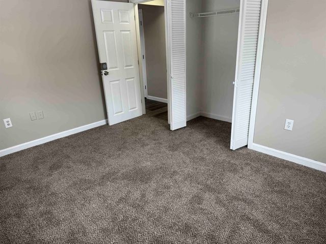 12 E Side Dr Apt 402, Concord, NH 03301