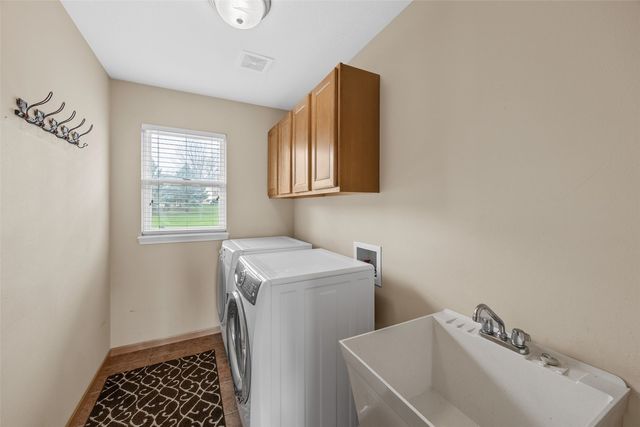 2812 Broken Woods Drive, Coralville, IA 52241