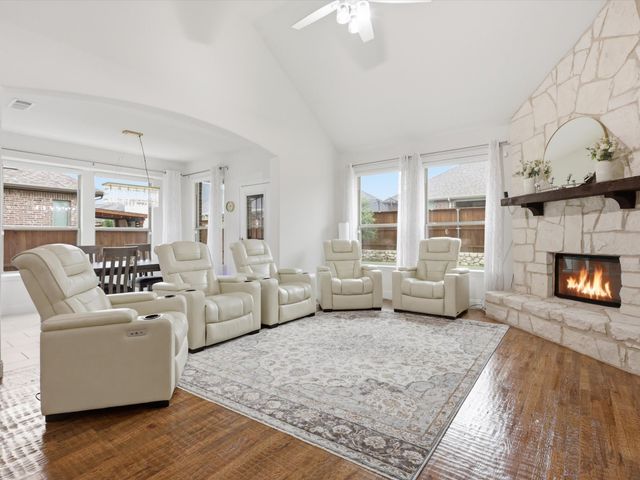 5821 Hightower Street, Aubrey, TX 76227
