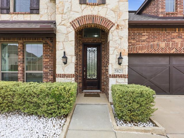 5821 Hightower Street, Aubrey, TX 76227