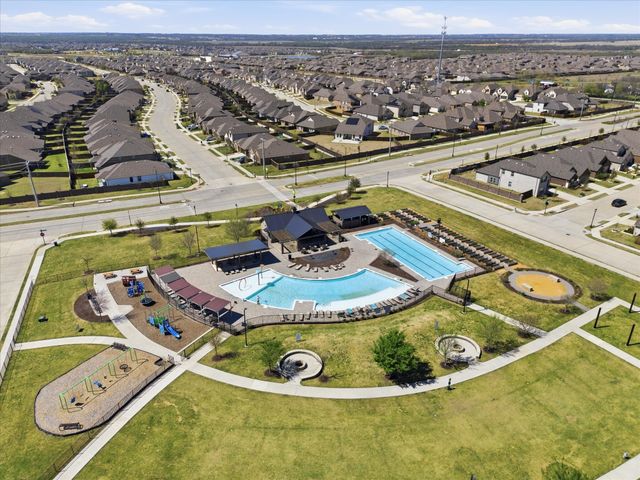 5821 Hightower Street, Aubrey, TX 76227
