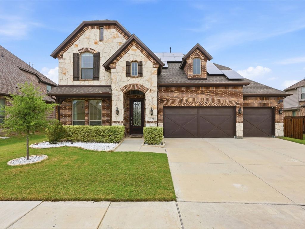 5821 Hightower Street, Aubrey, TX 76227