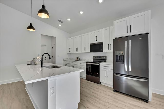 6513 OWL ROAD, Weeki Wachee, FL 34613