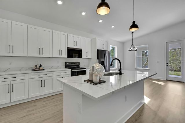 6513 OWL ROAD, Weeki Wachee, FL 34613