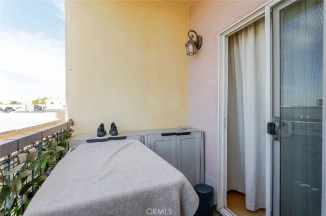 626 E Orange Grove Avenue 204, Burbank, CA 91501