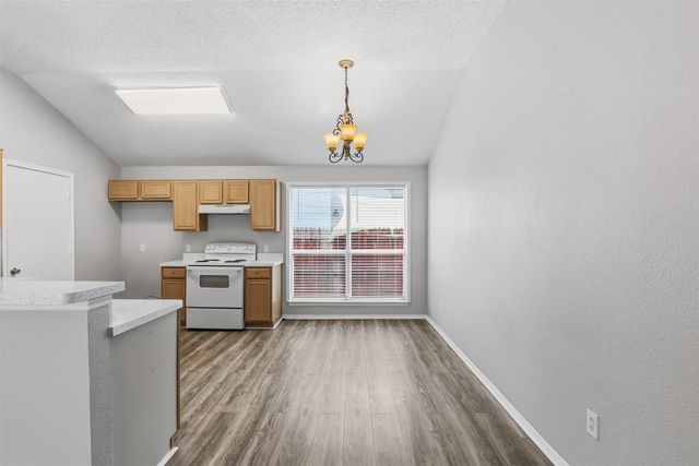 10616 Shadywood Drive, Fort Worth, TX 76140