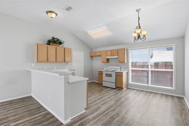 10616 Shadywood Drive, Fort Worth, TX 76140