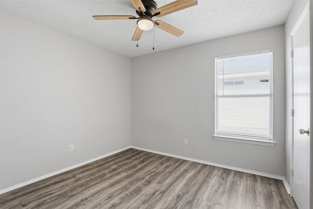 10616 Shadywood Drive, Fort Worth, TX 76140
