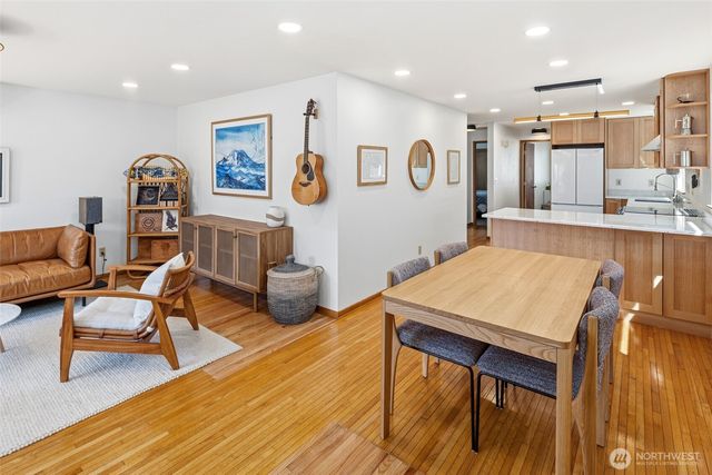 520 N 79th Street, Seattle, WA 98103