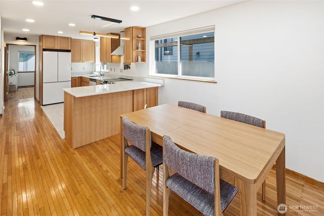 520 N 79th Street, Seattle, WA 98103