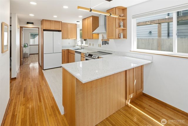 520 N 79th Street, Seattle, WA 98103