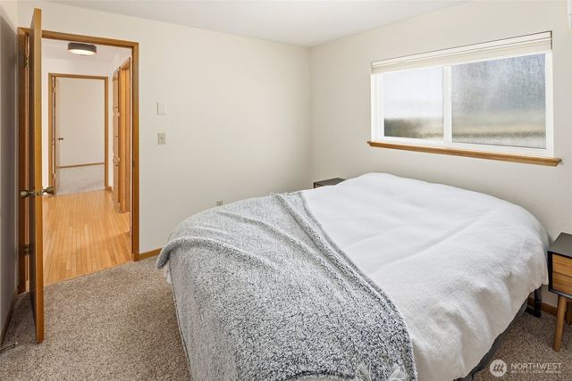 520 N 79th Street, Seattle, WA 98103