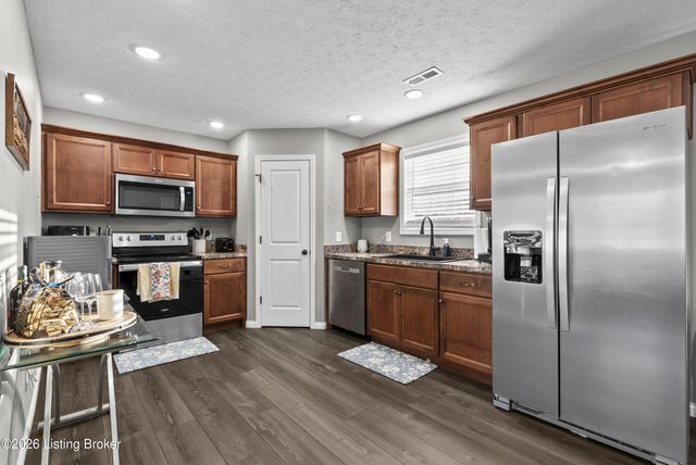 407 Susannah Ave, Bardstown, KY 40004
