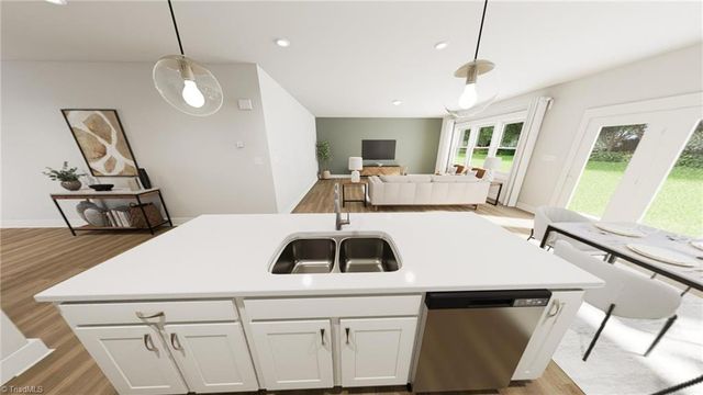 3562 Spring Hope Court, Kernersville, NC 27284