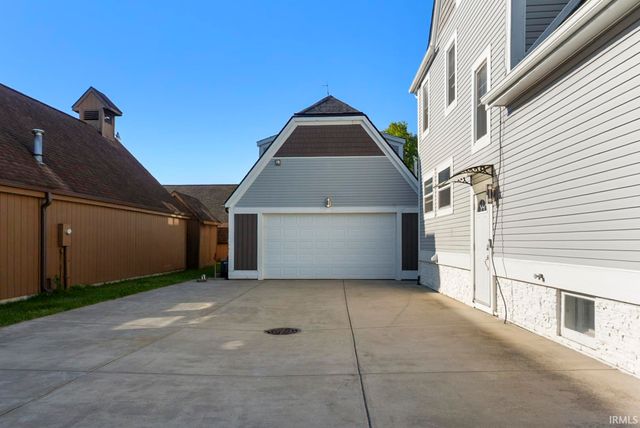 20211 State Road 120, Bristol, IN 46507