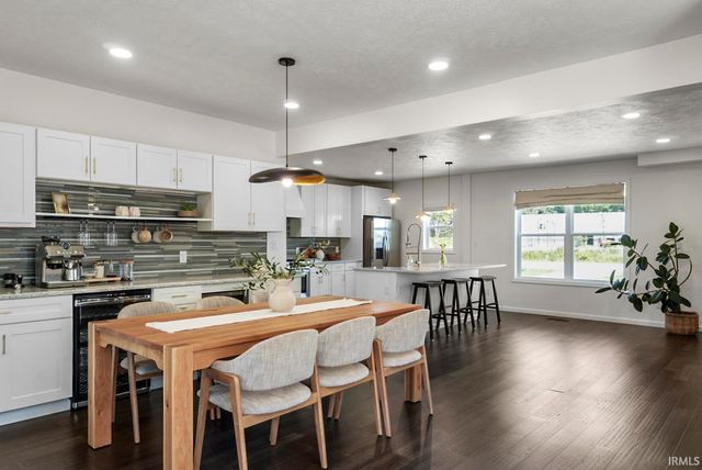 20211 State Road 120, Bristol, IN 46507