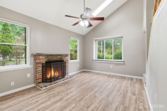 38 Cherrywood Drive, Franklin Twsp, NJ 08873