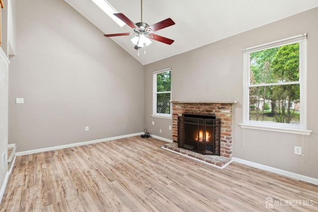 38 Cherrywood Drive, Franklin Twsp, NJ 08873