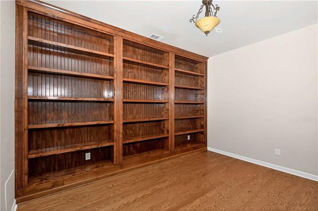 438 Tioram SE Lane, Smyrna, GA 30082