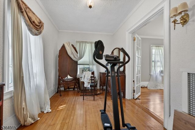 2 Halsey Pl, South Orange Village Twp., NJ 07079