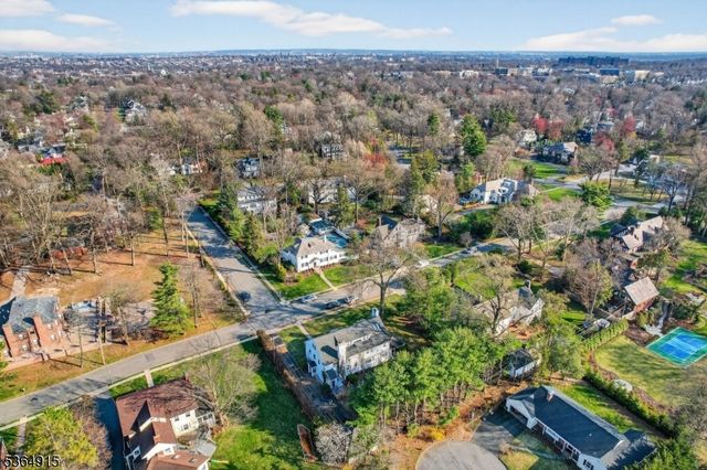 2 Halsey Pl, South Orange Village Twp., NJ 07079