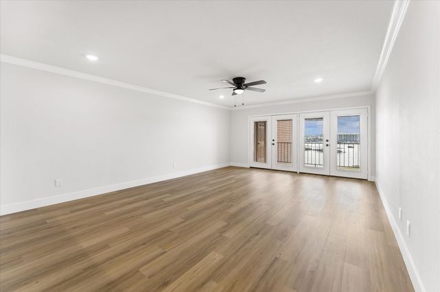 15575 Marina Drive 316C, Conroe, TX 77356