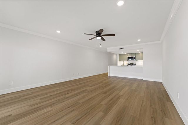 15575 Marina Drive 316C, Conroe, TX 77356