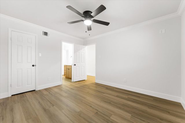 15575 Marina Drive 316C, Conroe, TX 77356