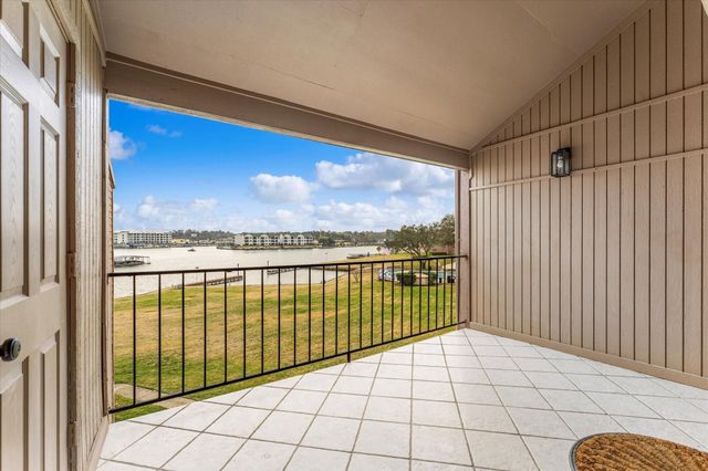 15575 Marina Drive 316C, Conroe, TX 77356