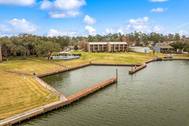 15575 Marina Drive 316C, Conroe, TX 77356