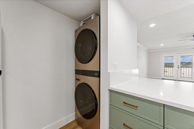 15575 Marina Drive 316C, Conroe, TX 77356