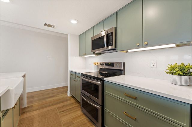 15575 Marina Drive 316C, Conroe, TX 77356