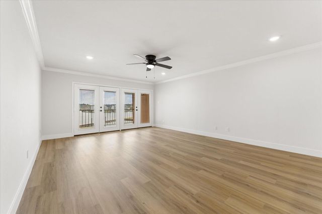 15575 Marina Drive 316C, Conroe, TX 77356