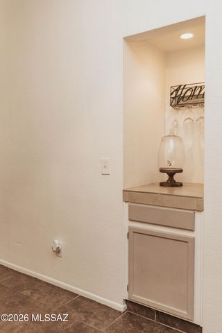 9513 E Lochnay Lane, Tucson, AZ 85747