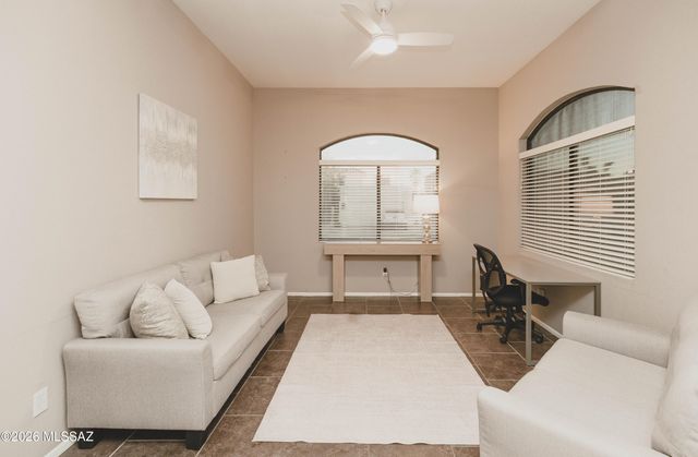9513 E Lochnay Lane, Tucson, AZ 85747