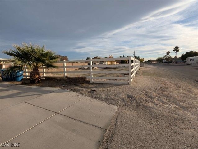 5025 Jay Avenue, Las Vegas, NV 89130