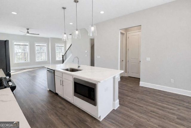 1375 Walking Way, Atlanta, GA 30316