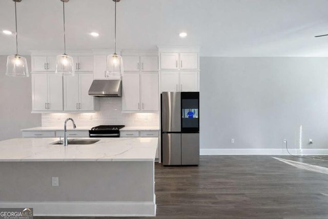 1375 Walking Way, Atlanta, GA 30316