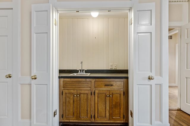 2784 FOX CREEK DR, Germantown, TN 38138