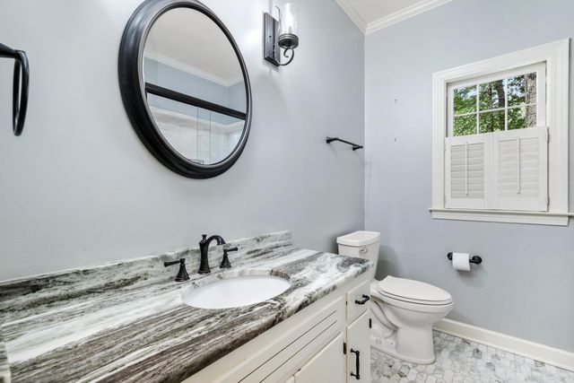 2784 FOX CREEK DR, Germantown, TN 38138