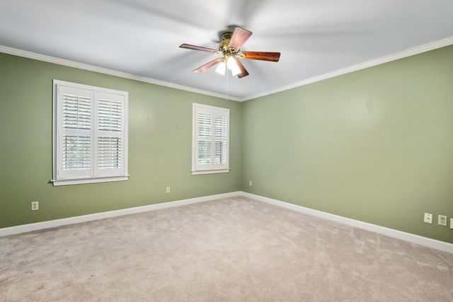 2784 FOX CREEK DR, Germantown, TN 38138