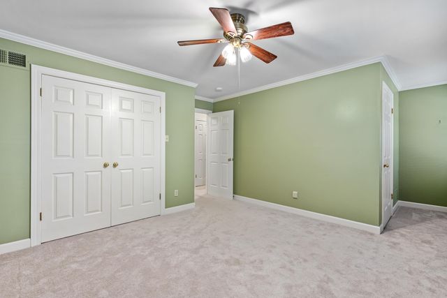 2784 FOX CREEK DR, Germantown, TN 38138