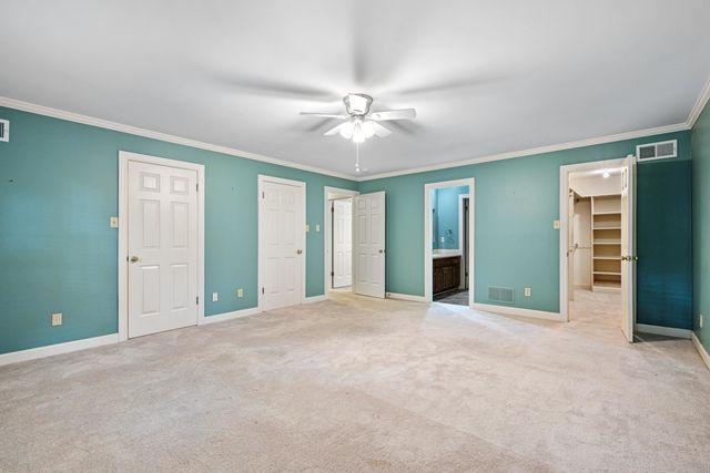 2784 FOX CREEK DR, Germantown, TN 38138