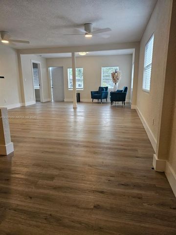 1865 NW 45th St 1, Miami, FL 33142